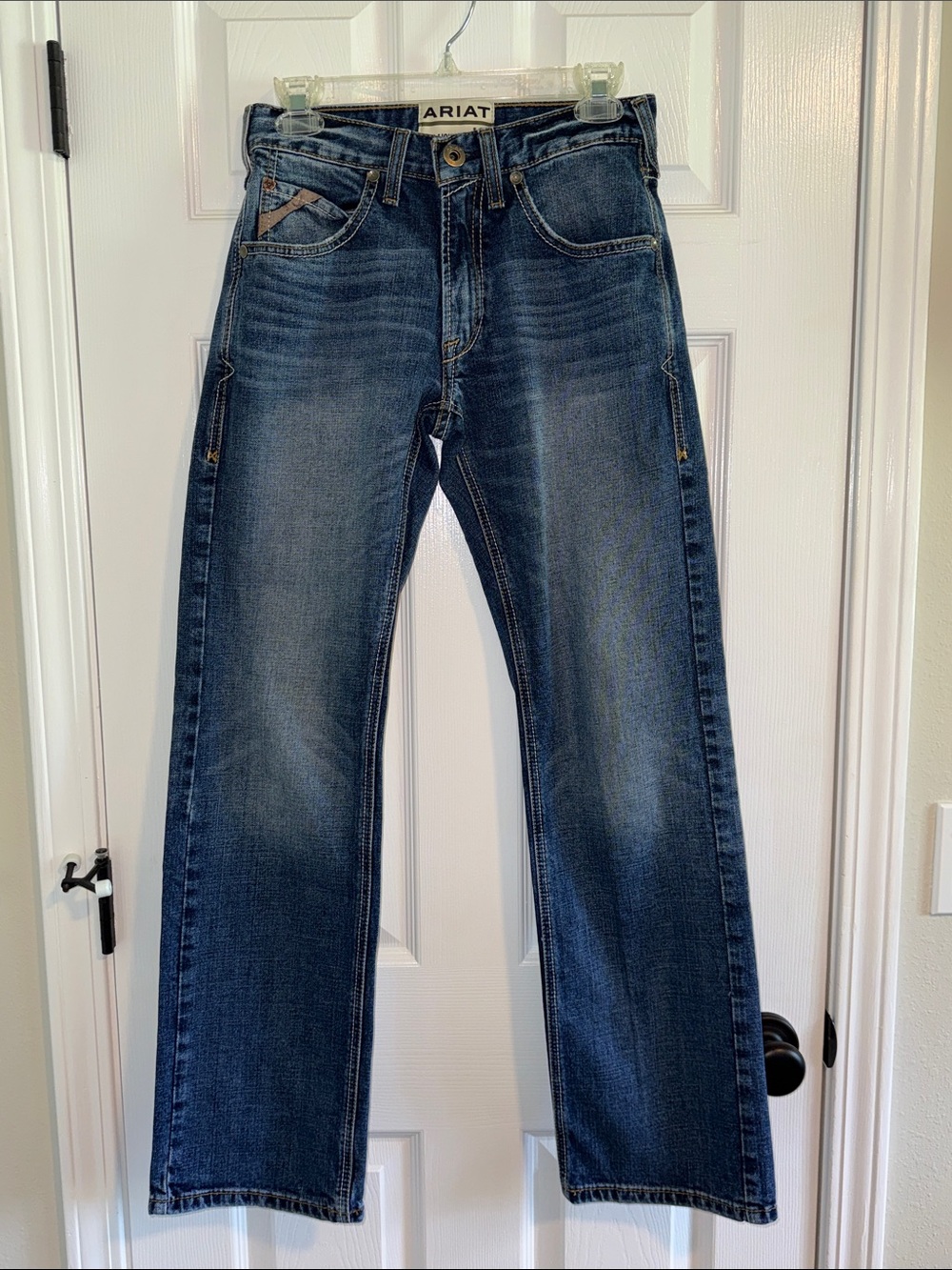 EUC Ariat M5 Straight Jean. Size 28x32.